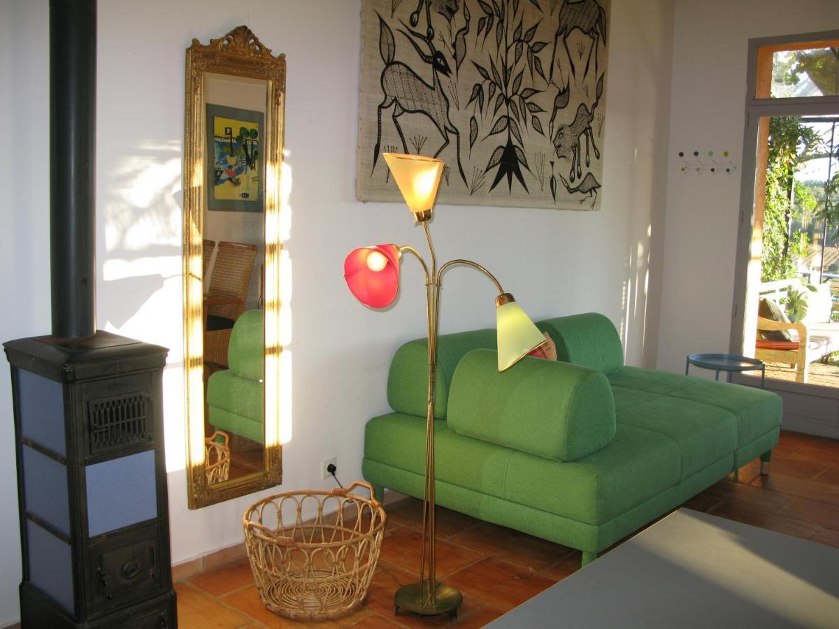 Вилла House With Garden And Sea View Ла-Лонд-ле-Мор Экстерьер фото